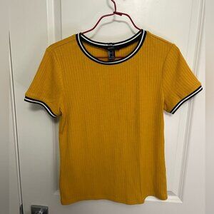 Forever 21 Women's Mustard Ribbed Short Sleeve Tee, size L, Yellow